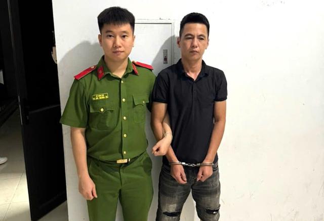 Phụ xe đ&aacute;nh t&agrave;i xế g&atilde;y tay: M&acirc;u thuẫn trong vận tải h&agrave;nh kh&aacute;ch tại Ph&uacute; Thọ - Ảnh 1.