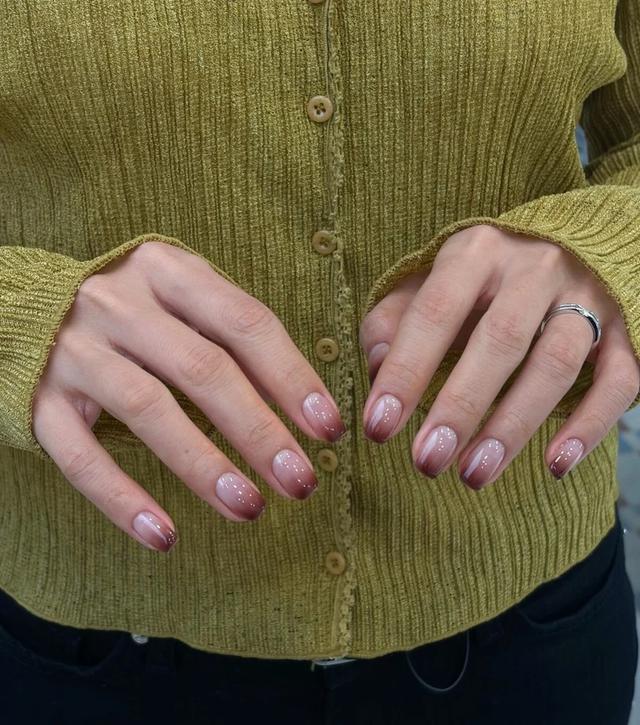 5 kiểu nail màu quả mọng