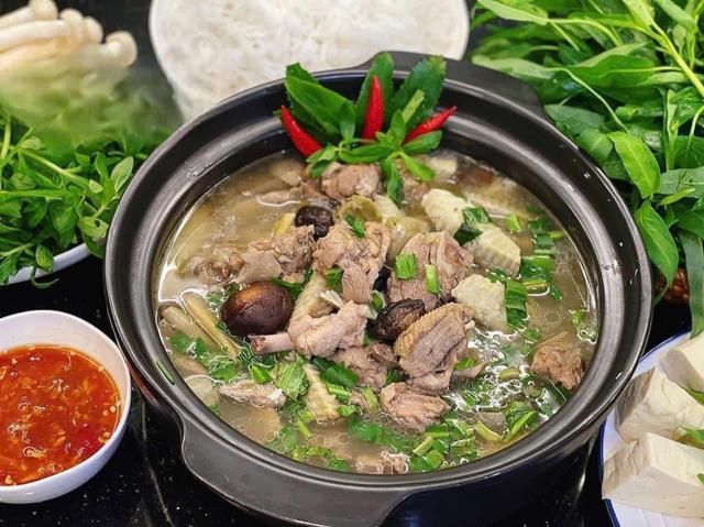 Tại sao cứ vào mùa thu, thịt vịt lại được ưu ái khuyên ăn đều? - Ảnh 1.