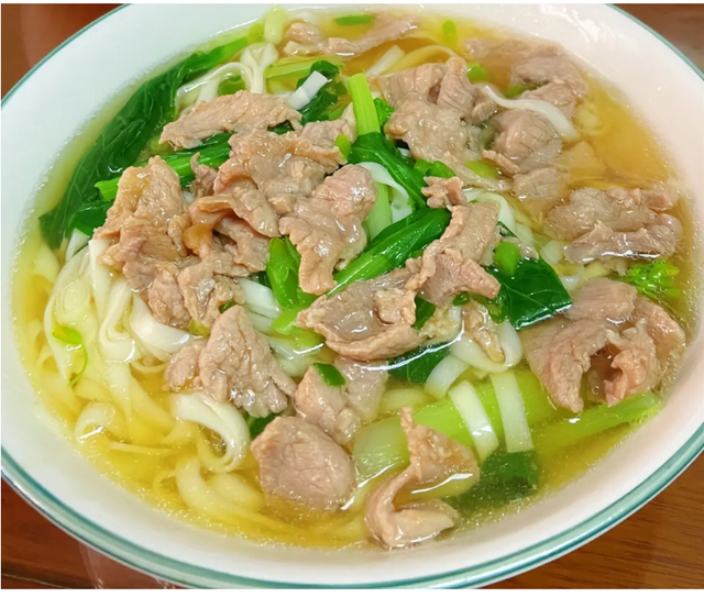  Bữa s&aacute;ng của người trung ni&ecirc;n v&agrave; cao tuổi: Đừng chỉ ăn ch&aacute;o, b&aacute;nh bao, h&atilde;y bổ sung protein theo 3 c&aacute;ch n&agrave;y - Ảnh 4.