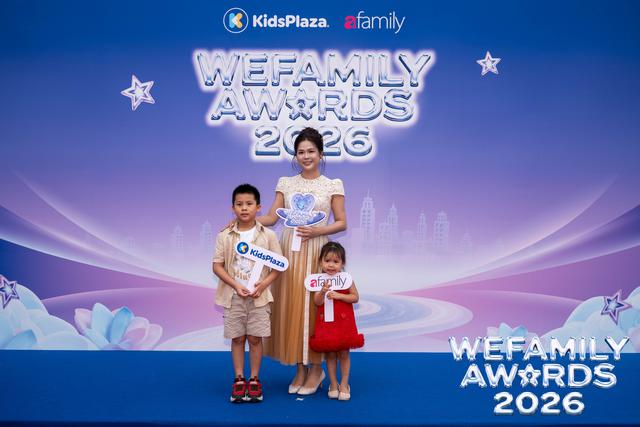Thảm đỏ WeFamily Awards 2026: Vợ chồng ca sĩ Đăng Khôi - Thủy Anh, ca sĩ Ngọc Khuê, NSƯT Chiều Xuân và nhiều sao Việt cùng