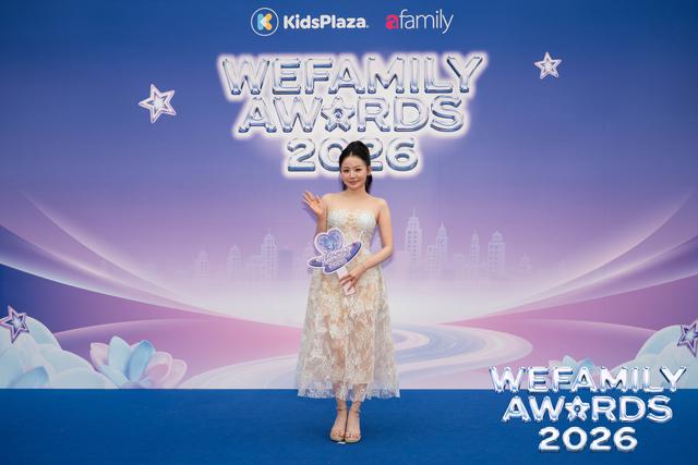Thảm đỏ WeFamily Awards 2026: Vợ chồng ca sĩ Đăng Khôi - Thủy Anh, ca sĩ Ngọc Khuê, NSƯT Chiều Xuân và nhiều sao Việt cùng