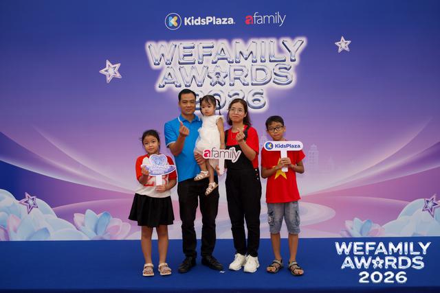 Thảm đỏ WeFamily Awards 2026: Vợ chồng ca sĩ Đăng Khôi - Thủy Anh, ca sĩ Ngọc Khuê, NSƯT Chiều Xuân và nhiều sao Việt cùng