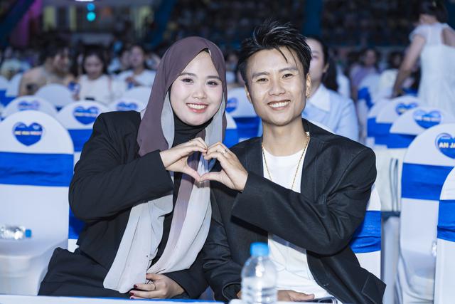 Vợ chồng Đạt Villa xuất hiện tại WeFamily Awards 2026: Khi sự đồng hành làm nên một gia đình đáng nhớ - Ảnh 2.