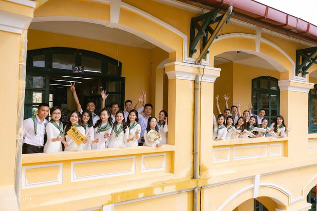 C&oacute; những nơi c&agrave;ng đi xa, người ta c&agrave;ng muốn trở về: Hội kh&oacute;a 20 năm của cựu học sinh Ng&ocirc; Quyền khiến cả thế hệ t&igrave;m lại tuổi 18 - Ảnh 4.