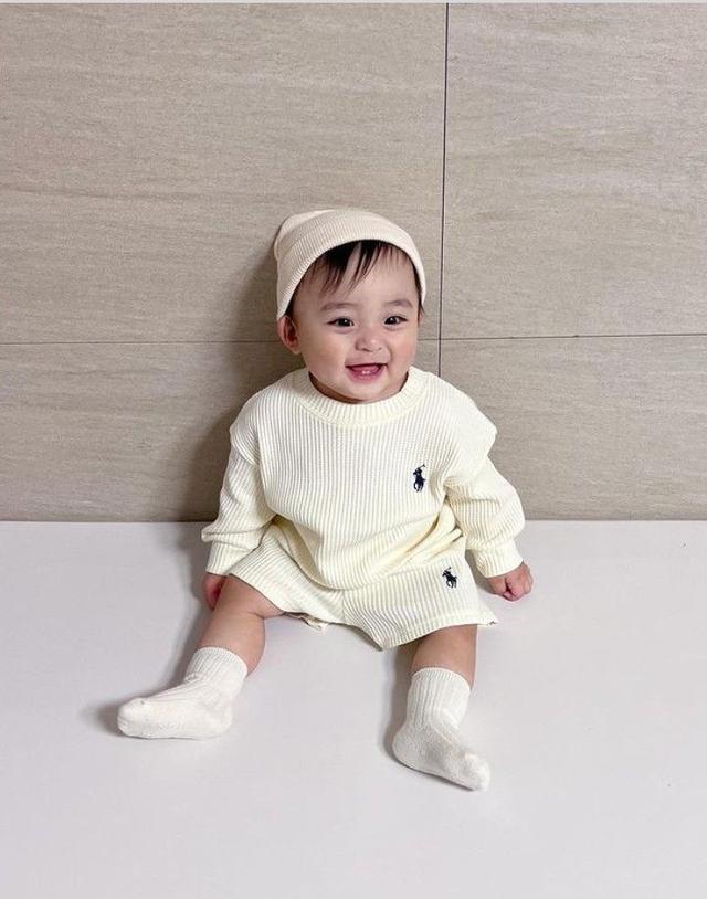 Những em bé được ông bà khen “phú quý” thường có 5 đặc điểm này - Ảnh 2.