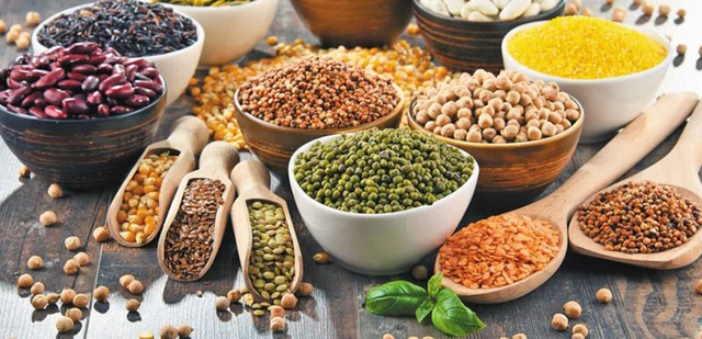 Kẻ th&ugrave; của axit uric cao nằm ngay tr&ecirc;n b&agrave;n ăn của bạn! H&atilde;y ăn những loại n&agrave;y sẽ giảm đến 50% nguy cơ mắc bệnh g&uacute;t - Ảnh 4.