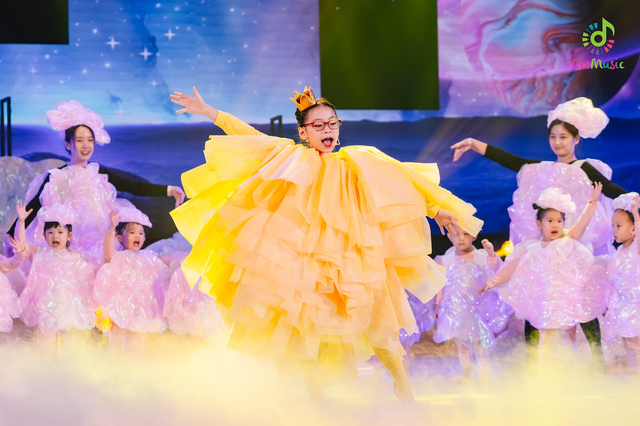 Những dấu ấn nhạc kịch l&agrave;m n&ecirc;n thương hiệu Cremusic - đưa nghệ thuật ch&acirc;n ch&iacute;nh đến gần trẻ mầm non - Ảnh 3.