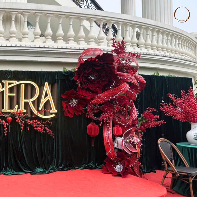 Mẹ bỉm Mai Ngọc đưa b&eacute; Panda đi dạo, v&ocirc; t&igrave;nh tiết lộ dinh thự nh&agrave; chồng trang ho&agrave;ng Tết lộng lẫy, xa hoa- Ảnh 3.