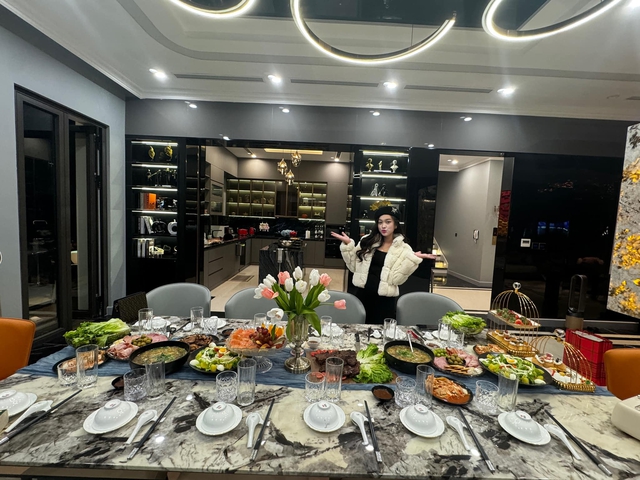 Quý ông tuổi Ngọ và cuộc hôn nhân "ngược chuẩn": Không làm gì nên cũng không để vợ với mẹ phải làm gì! - Ảnh 3.