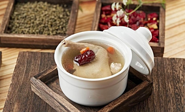 1 "bí quyết bổ thận" rẻ bèo nhưng cực đỉnh: Phụ nữ ăn 2 lần/tuần tóc dày đen thấy rõ, đàn ông dùng đúng dễ lấy lại phong độ - Ảnh 3.