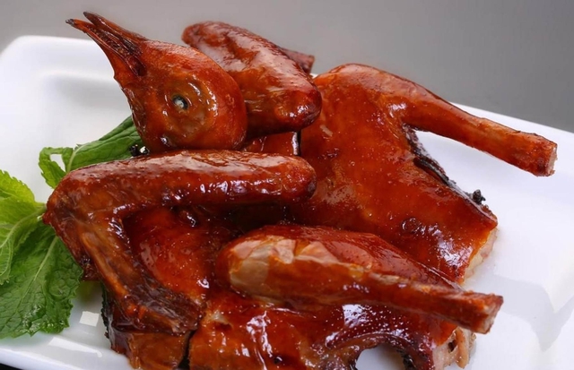 1 "bí quyết bổ thận" rẻ bèo nhưng cực đỉnh: Phụ nữ ăn 2 lần/tuần tóc dày đen thấy rõ, đàn ông dùng đúng dễ lấy lại phong độ - Ảnh 4.