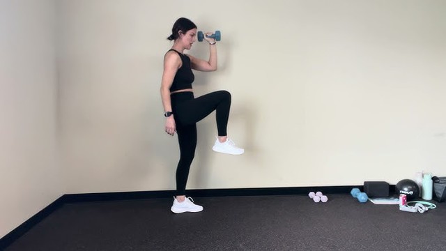 Sau tuổi 60, nếu làm trọn 3 động tác này trong 60 giây: Không chỉ khỏe, mà còn là dấu hiệu cơ thể đang “trẻ hơn tuổi” - Ảnh 3.