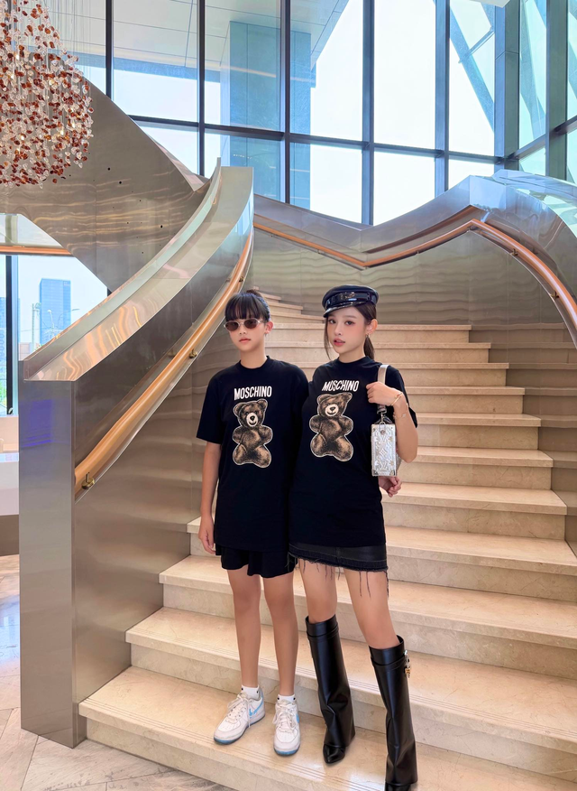 &Aacute;i nữ của Huyền Baby ở tuổi 13: Diện đồ hiệu sang chảnh, to&aacute;t kh&iacute; chất tiểu thư, chuẩn &ldquo;bản sao nh&iacute;&rdquo; của mẹ - Ảnh 3.