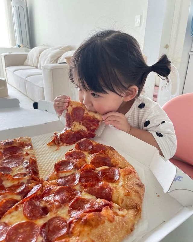 Trẻ biếng ăn, mất cảm giác thèm ăn, chậm lớn vào mùa nồm ẩm? Đừng vội bồi bổ, điều quan trọng là chăm sóc tốt hệ tiêu hóa - Ảnh 2.