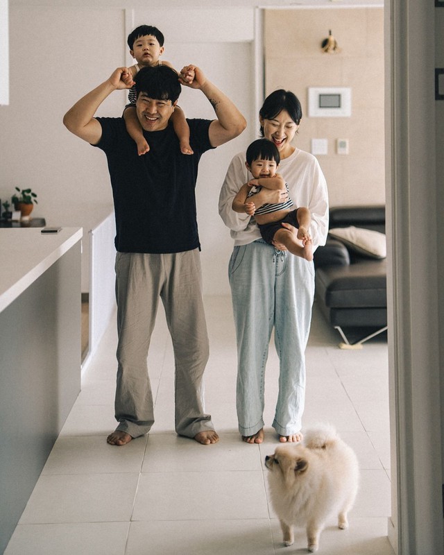 Đau đầu vì có ông chồng đồng đội kiểu… 