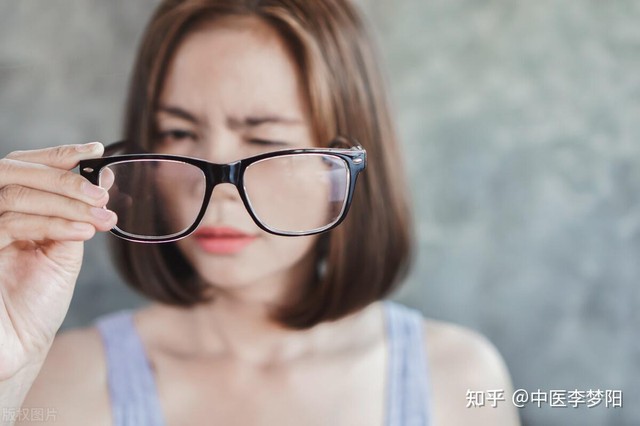 “50 suy tinh - 60 suy khí - 70 suy huyết”: Quy luật lão hóa ít người biết, dưỡng sinh sai dễ càng nhanh yếu - Ảnh 1.