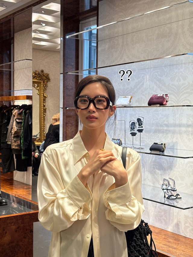 Phong c&aacute;ch thời trang Moon Ga Young: Đơn giản nhưng đầy cuốn h&uacute;t trong phim t&igrave;nh cảm 2026 - Ảnh 6.