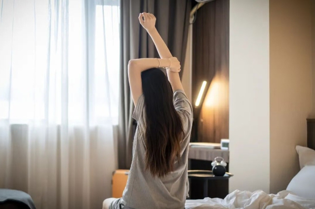 Tưởng giảm c&acirc;n th&agrave;nh c&ocirc;ng, h&oacute;a ra 4 dấu hiệu buổi s&aacute;ng n&agrave;y c&oacute; thể l&agrave; 