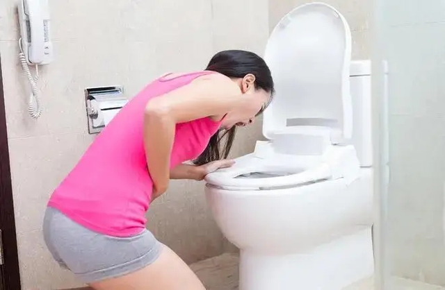 Bị 3 hành vi vô trách nhiệm của bạn trai làm tổn thương tử cung, cô gái 29 tuổi nghe được bác sĩ nói rằng