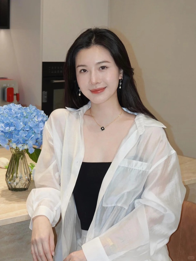 Quên trán cao cằm chẻ đi, đây mới là 