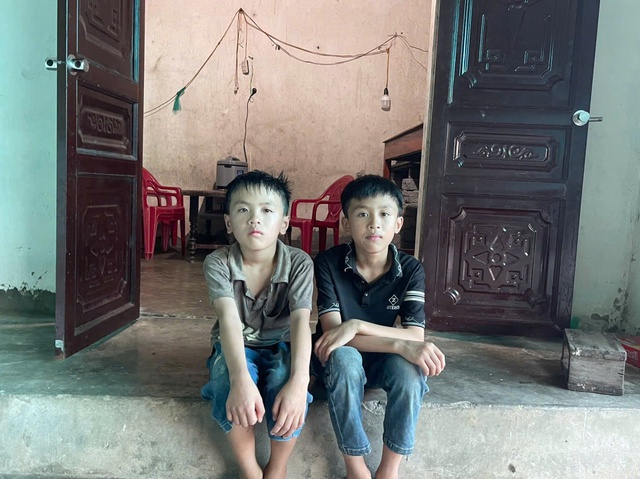 Hoàn cảnh đáng thương của 2 đứa trẻ có bố tâm thần, mẹ mắc bệnh hiểm nghèo - Ảnh 1.