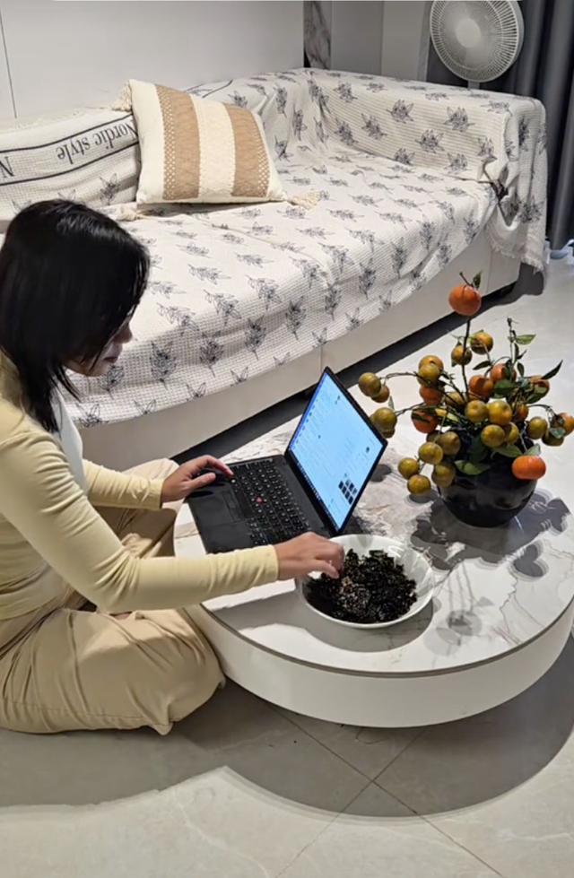 15 năm ở Hà Nội, chuyển vào Nha Trang sống: Mẹ 1 con nói thật về chi phí và giấc mơ “đổi thành phố” - Ảnh 1.