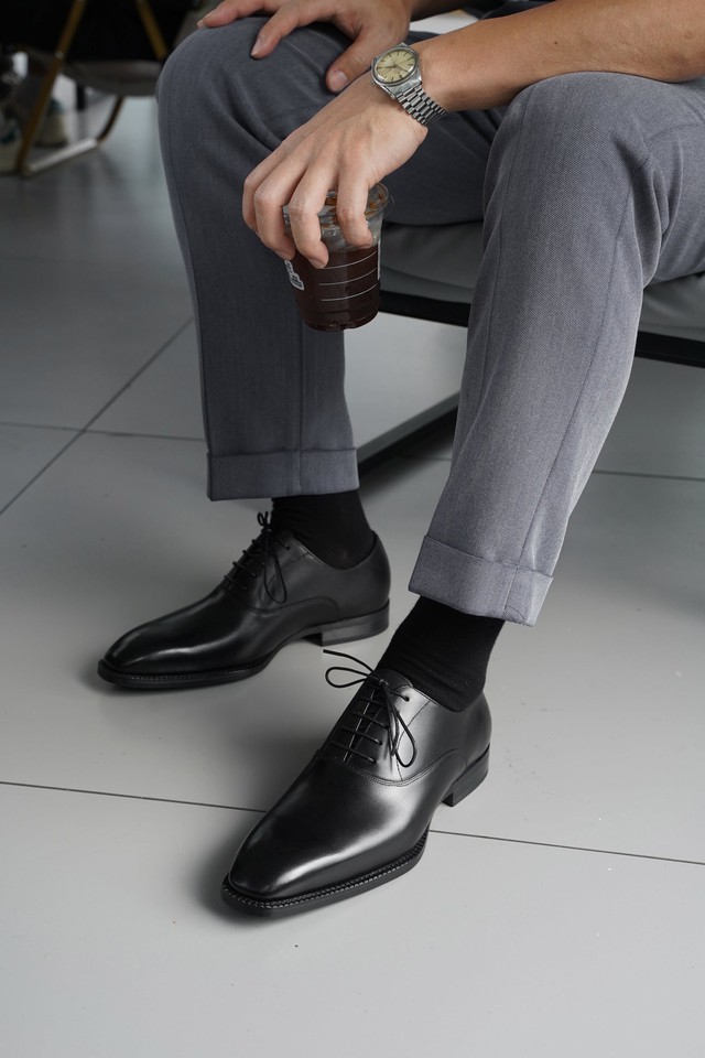 3 món đồ cải thiện diện mạo những ông chồng đã lên sếp nhưng vẫn lôi thôi như sinh viên mới ra trường - Ảnh 4.