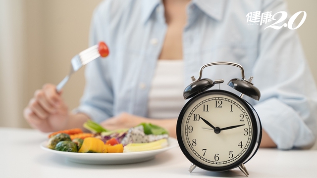 Kh&ocirc;ng ăn tinh bột vẫn tăng c&acirc;n: V&igrave; sao t&ocirc;i c&agrave;ng cố giảm lại c&agrave;ng &ldquo;phản t&aacute;c dụng&rdquo;? - Ảnh 2.