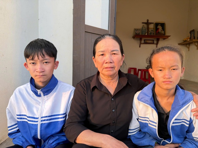 Xót xa hoàn cảnh 2 đứa trẻ không cha, mồ côi mẹ, tương lai mịt mờ trong căn nhà tình thương - Ảnh 7.