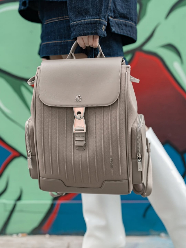 RIMOWA giới thiệu hai sắc màu mới cho dòng vali Distinct - Ảnh 1.