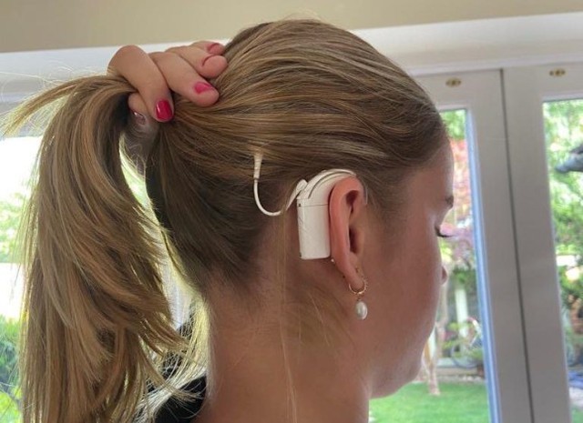 Chỉ 10 gi&acirc;y nh&igrave;n con qua FaceTime, người mẹ bỗng 