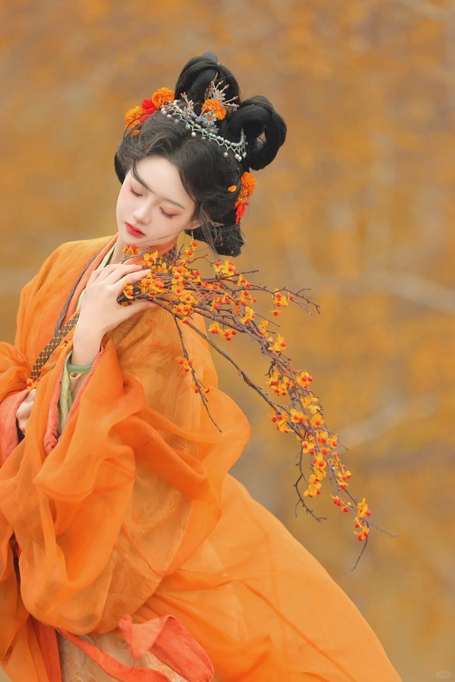 Trẻ nỗ lực trong im lặng, già hưởng phúc lộc an khang: 4 chòm sao ôm trọn phú quý, chẳng màng muộn phiền - Ảnh 1.