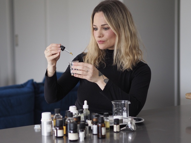 Cất túi Hermès ở nhà, hội chị đẹp thượng lưu vung hàng tỷ đồng cho 