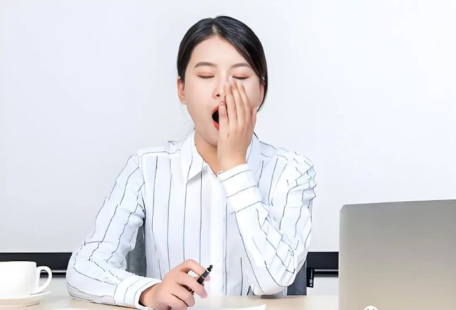 Kiểu ng&aacute;p n&agrave;y c&oacute; thể l&agrave; dấu hiệu của đột quỵ! Đừng chần chừ, h&atilde;y đi kiểm tra c&agrave;ng sớm c&agrave;ng tốt - Ảnh 1.