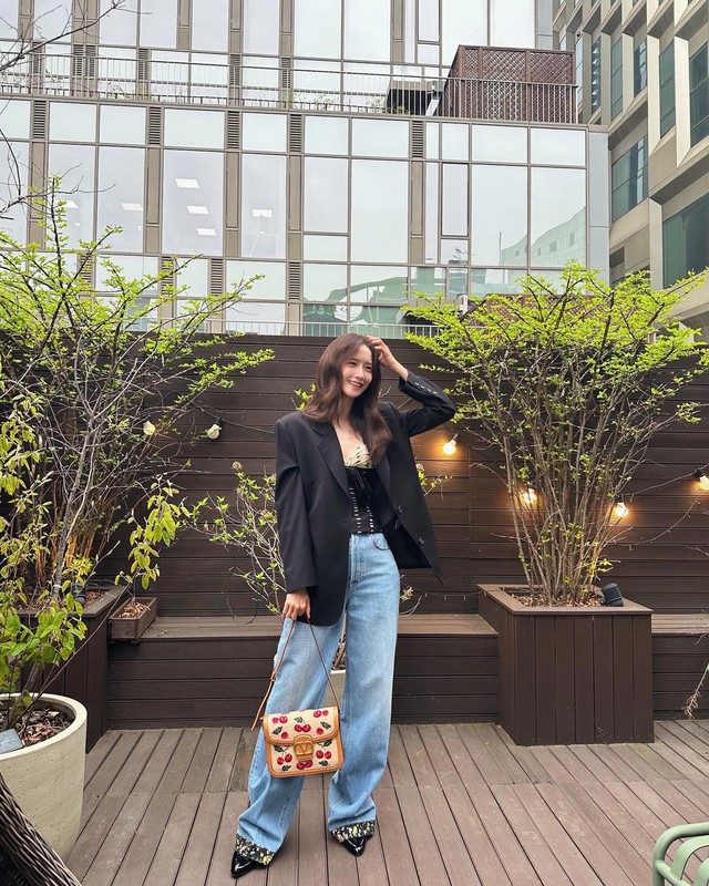 Yoona mặc đẹp v&agrave; tinh tế theo thời gian , phong c&aacute;ch đơn giản cho phụ nữ U40 - Ảnh 6.