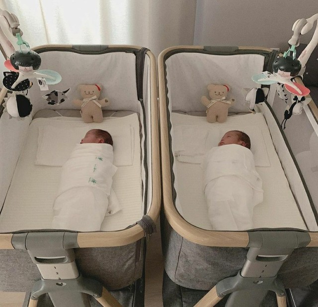 Bác sĩ vừa thông báo vợ sinh đôi 2 bé trai, ai ngờ nghe xong ông bố liền quay đầu bỏ chạy! - Ảnh 1.