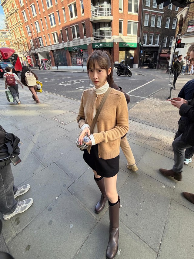 Yoona mặc đẹp v&agrave; tinh tế theo thời gian , phong c&aacute;ch đơn giản cho phụ nữ U40 - Ảnh 1.