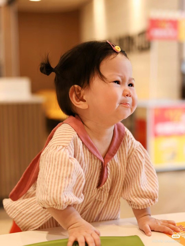 3 câu nói tưởng là an ủi, nhưng càng nói lại càng khiến trẻ 