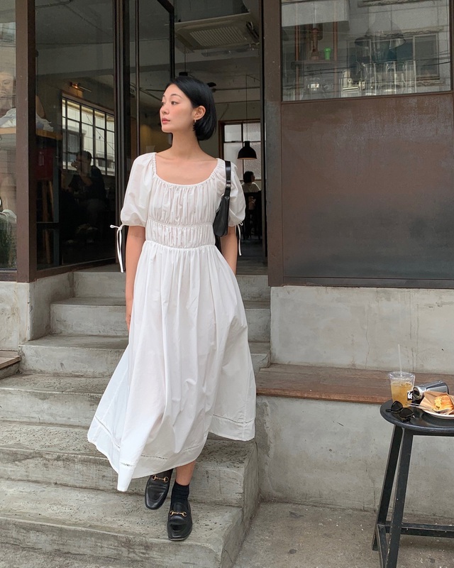 5 C&ocirc;ng thức phối đồ ho&agrave;n hảo cho n&agrave;ng t&oacute;c ngắn trong phong c&aacute;ch m&ugrave;a h&egrave; 2026 - Ảnh 9.