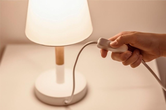 Cụ bà 75 tuổi cứ đến chiều tối lại đòi 