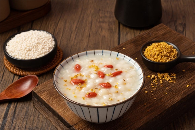 Sau 35 tuổi, phụ nữ ăn 4 loại thực phẩm này thường 