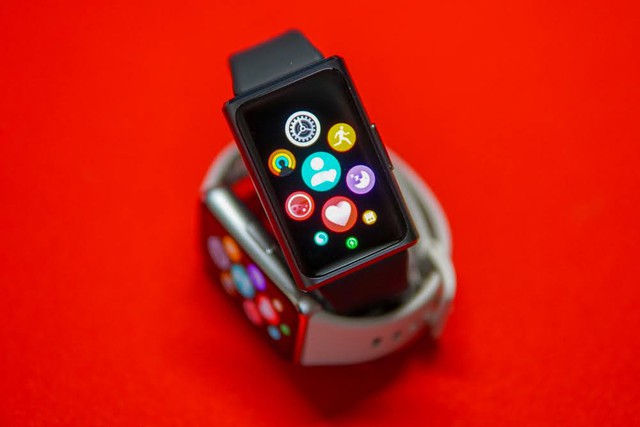 Huawei Band 11 Pro: Tập luyện tự do, không lo smartphone - Ảnh 4.