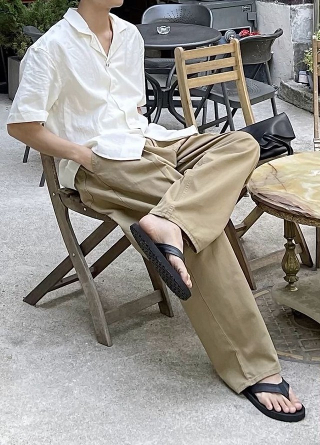 Linen: Quần vải mùa hè anh đàn ông nào cũng cần, mặc là mát, nhìn vào là đẹp trai - Ảnh 1.