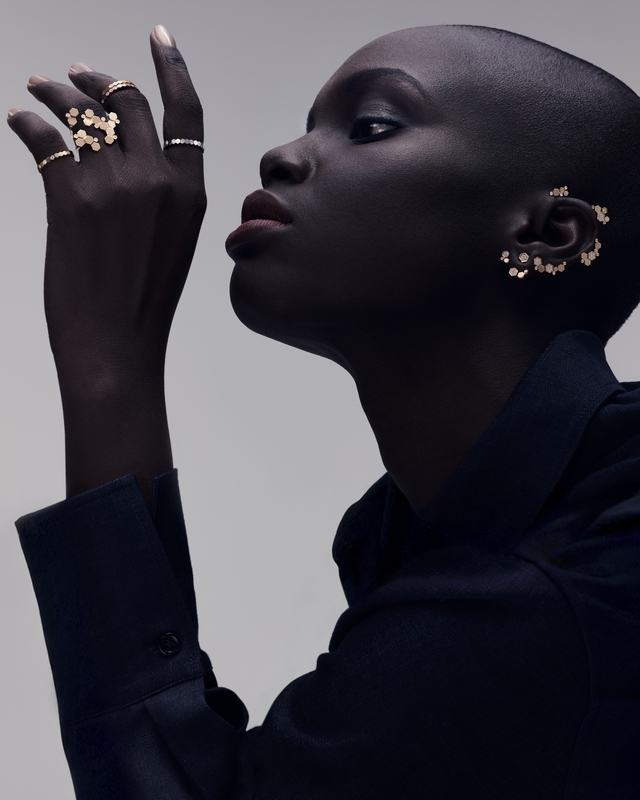 Bee De Chaumet: Bộ sưu tập mới là giao hưởng ánh và mật ngọt  - Ảnh 3.