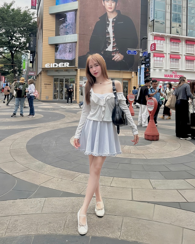 H&ograve;a Minzy đ&uacute;ng l&agrave; 