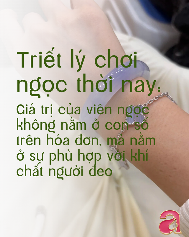 Mặc vest đen quyền lực nhưng tay lại đeo vòng ngọc: Thú chơi xa xỉ ngầm tiết lộ khí chất