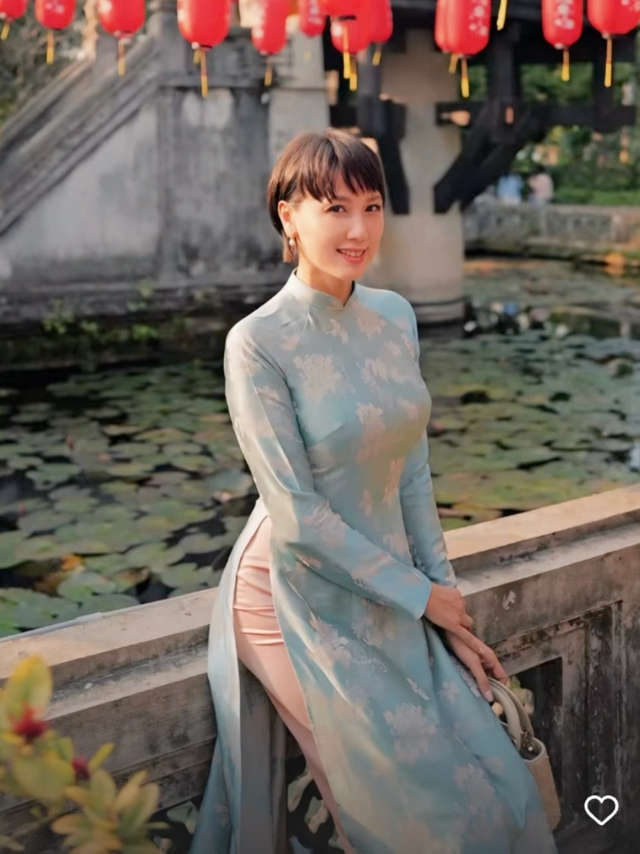 Mẹ vợ Đoàn Văn Hậu: Ở tuổi 49 vẫn khiến hội gái trẻ xin vía vì quá đẹp và sang - Ảnh 9.