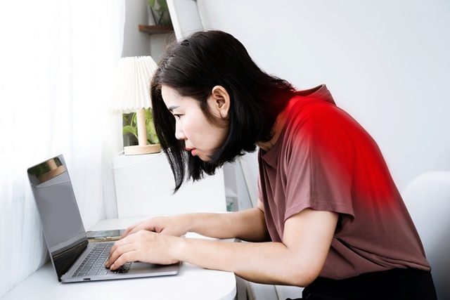 Bác sĩ Việt Đức cảnh báo: Loại nước nhiều người trẻ uống mỗi ngày đang âm thầm làm hại xương khớp, 30 tuổi đã đau lưng, thoát vị đĩa đệm - Ảnh 4.