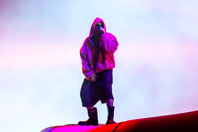 Justin Bieber tại Coachella 2026: D&aacute;ng vẻ hạnh ph&uacute;c của người đ&agrave;n &ocirc;ng đ&atilde; t&igrave;m thấy ch&iacute;nh m&igrave;nh - Ảnh 3.